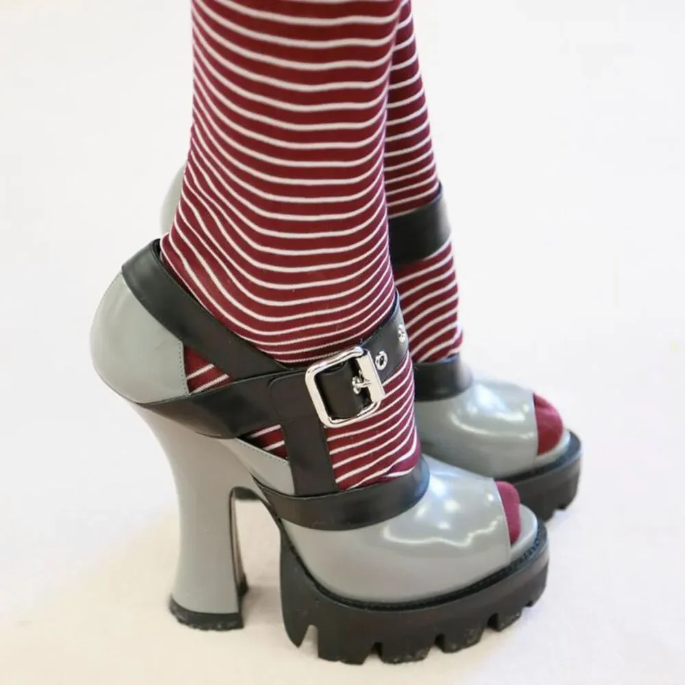 Miu Miu Fall 13 Runway Platform Heels Women 40 Gray Black Patent Mary Jane Shoes